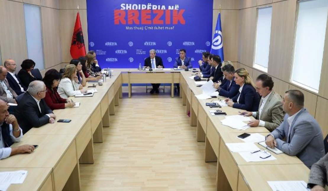Mero Baze: Pse PD është e vetmja opozitë që ‘i kanë vjedhur’ votat?