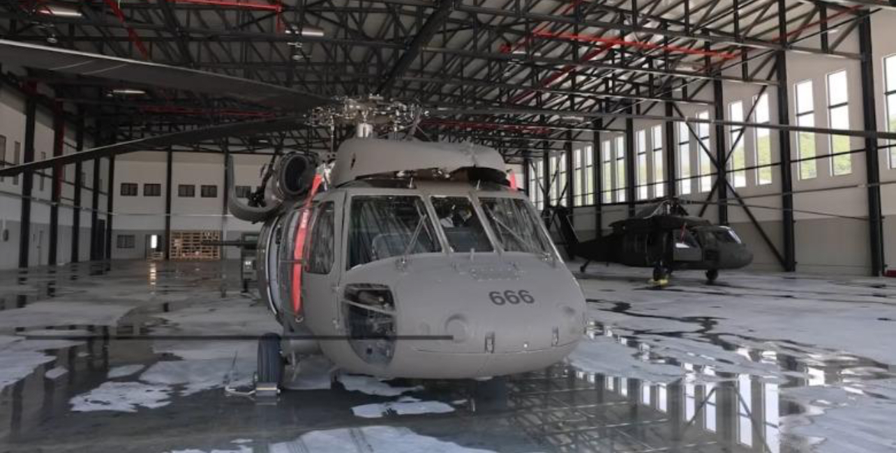Hangar i ri për helikopterët Black Hawk në Farkë, Rama: ‘Shtëpia’ e tyre e re është gati 