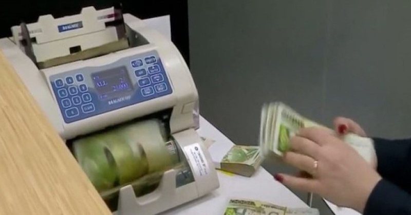 Shqiptarët, punojnë me orët më të gjata në Europë, por paguhen më pak! Ja vendi me javën më të shkurtër të punës