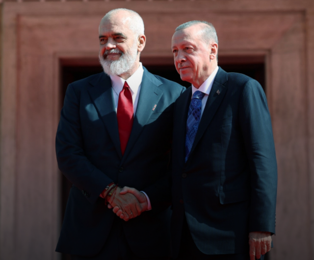 Erdogan telefonon Ramën një ditë para zgjedhjeve, ja për çfarë diskutuan 