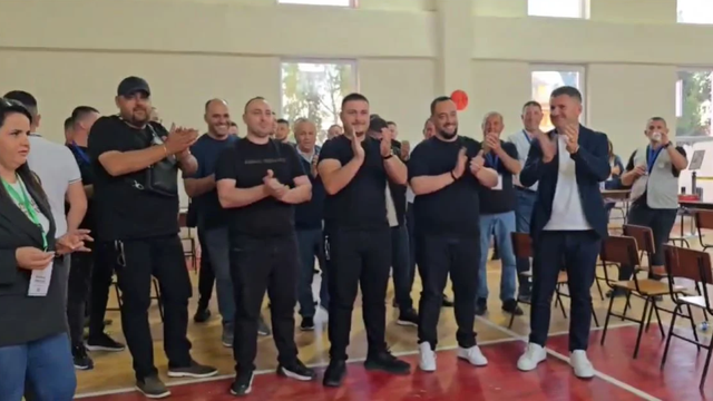 Mbyllet numërimi në Shijak dhe Librazhd, shpërthen festa te kampi rozë 