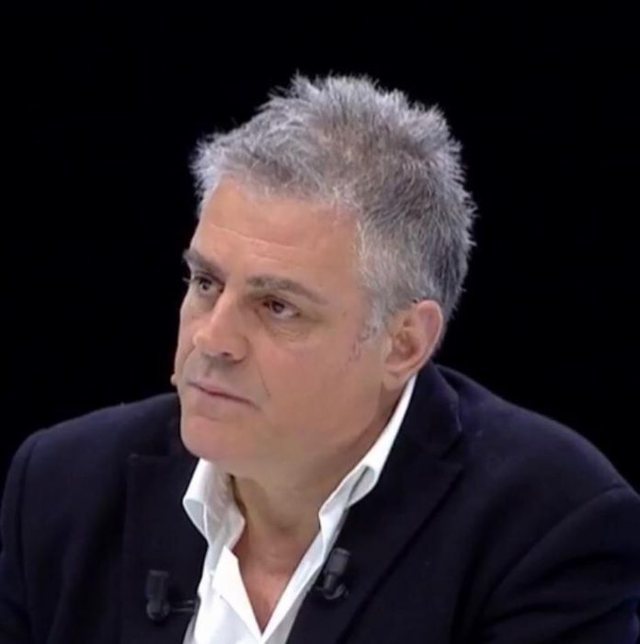 Nuk ka vdekur demokracia, thjesht ka humbur Saliu, e ka kthyer PD-në në biznes të familjes së tij