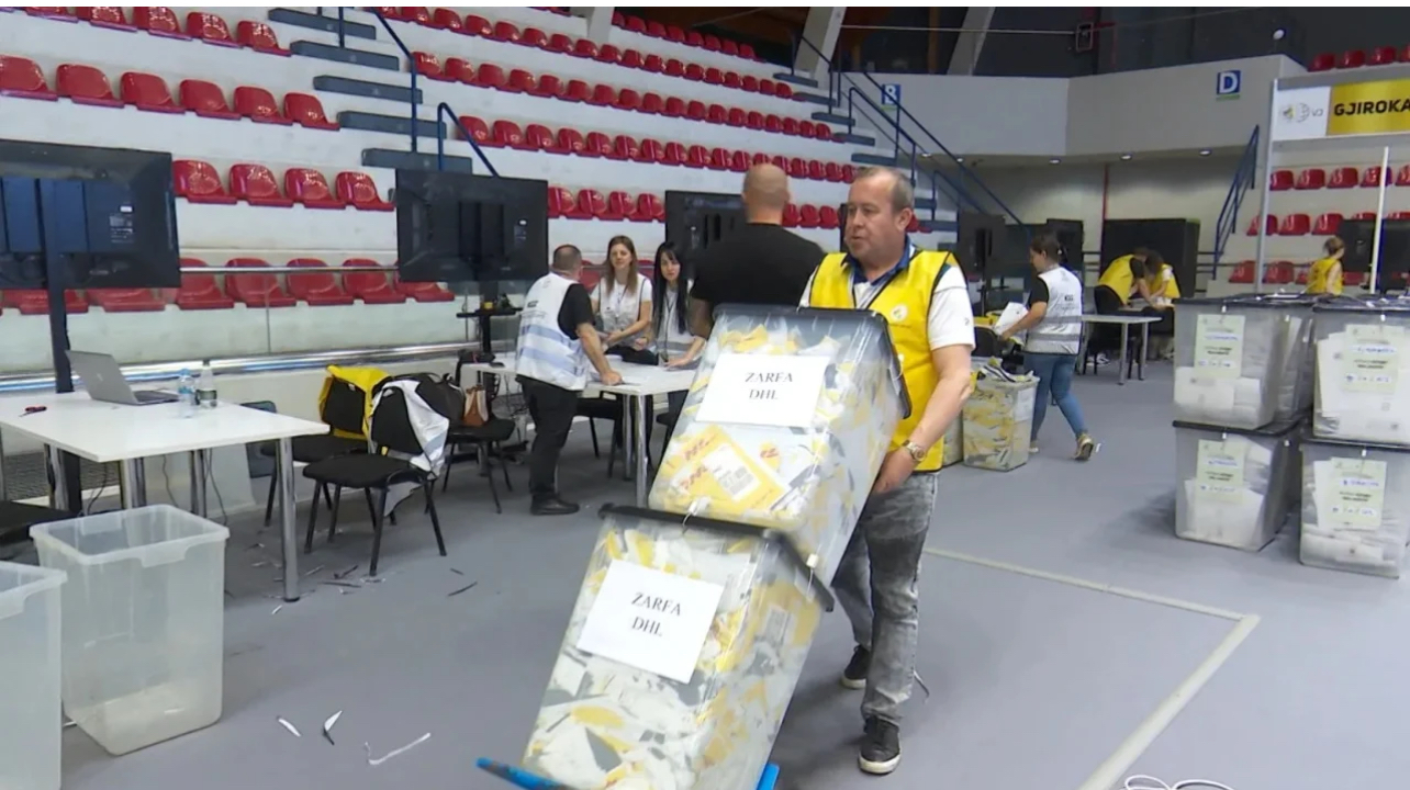 KZAZ e diasporës dështon të marrë vendimin për zarfet e Greqisë, PS letër KQZ 