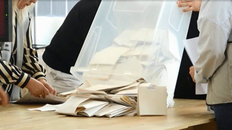 Numërohen votat e diasporës për Fierin, PS ruan mandatin e 12-të 