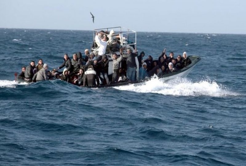 Pas refuzimit nga Shqipëria, Starmer i kërkon Kosovës të pranojë ngritjen e kampeve të emigrantëve 