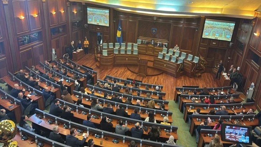 A do ta kapërcejë Kosova ngërçin politik? Sot seanca e 22-të për konstituimin e Kuvendit 