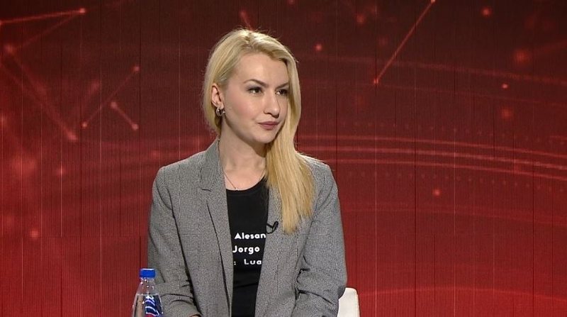 Fitoi mandatin e deputetes, Romina Kuko dorëhiqet nga posti i zëvendësministres së Brendshme 