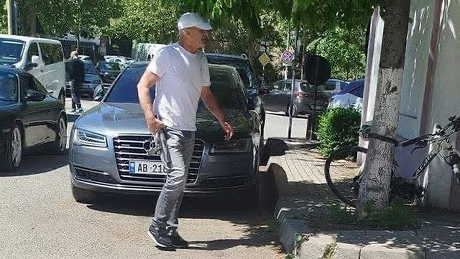 Përplasja me armë në zyrën elektorale të Tom Doshit te “Ali Demi”, arrestohet 24-vjeçari 