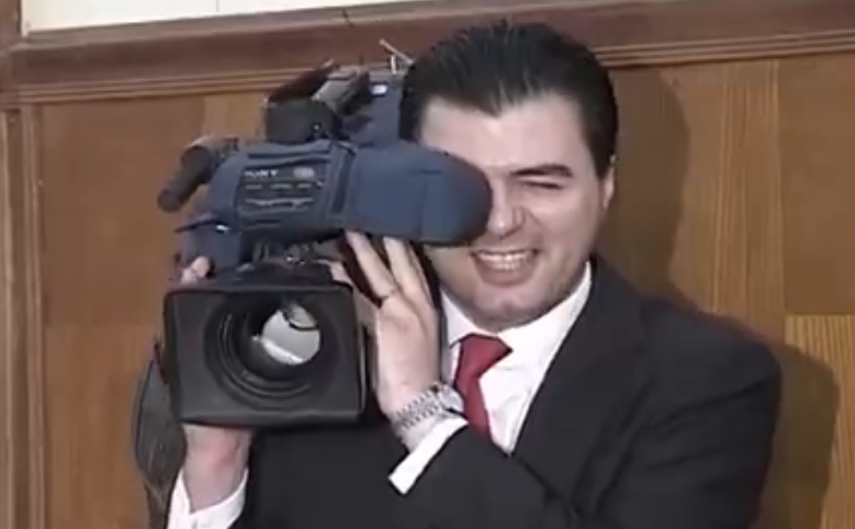 “7 x 7 = 0 mandate” / 11 maji nxori Lulzim Bashën në pension politik, e vetmja ‘fitore’ e berishistëve në fushën e disfatës së madhe