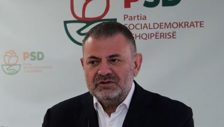Aktiviteti kriminal e korruptiv i Tom Doshit, 2 700 tendera, monopolin e ilaçeve, pastrim parash, lojëra fati, leje ndërtimi, kontrabandë e non grata. Kush do shkojë më parë në burg, ai apo Beneti?