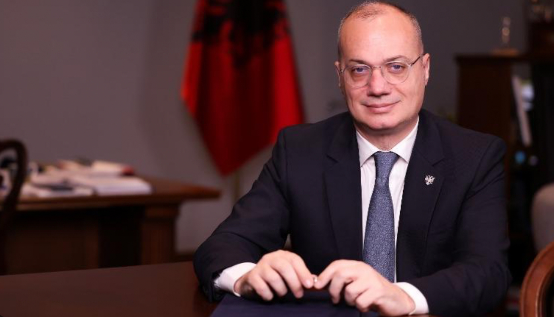 Ministri Hasani, vizita zyrtare në Qipro dhe Greqi! Në fokus intensifikimi i dialogut politik dhe bashkëpunimit ekonomik