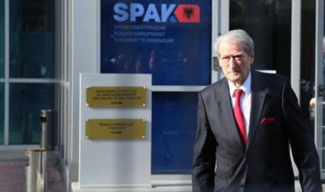 Berisha sot në SPAK për masën ‘detyrim paraqitje’, mobilizon militantët në protestë