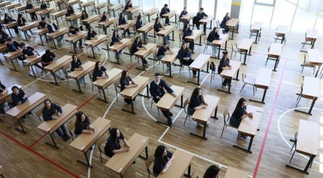 Sot provimet e maturës shtetërore! Mbi 27 mijë nxënës të klasave të 12-ta i nënshtrohen testit të parë