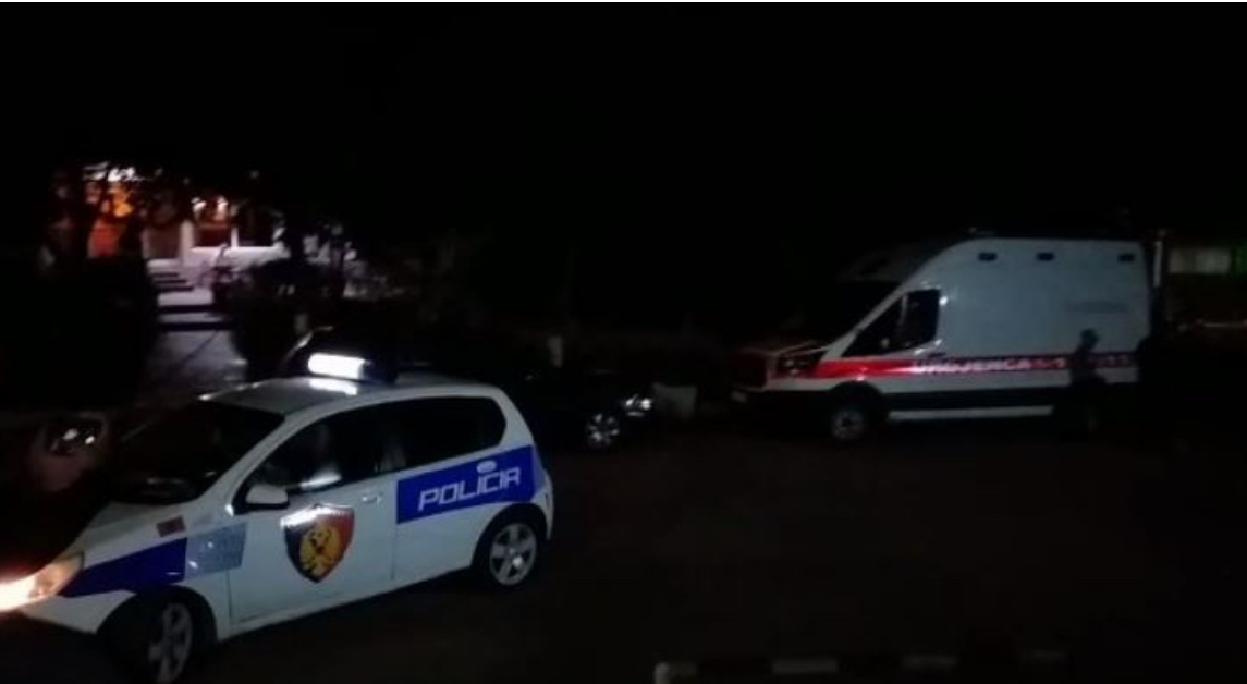 Gjendet trupi i pajetë i një personi dhe një thikë pranë tij, dyshime për vrasje
