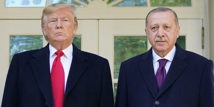 Përpjekja Trump-Erdogan për takimin SHBA-Iran dështon, mungesa e Khamenei nuk jep dritën jeshile