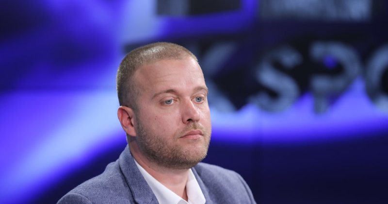 Deputeti i ri i PS-së: Katër mandatet e Ramës nuk janë anomali, edhe Merkel ka qenë katër mandate 