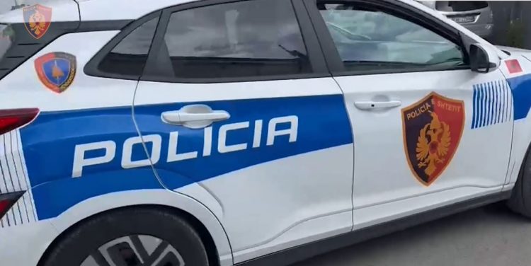 Mësuesja denoncon në polici për fyerje prindin e nxënëses së saj