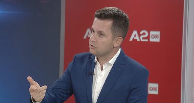 Kush ia vodhi votat Ilir Alimehmetit? Kandidati i PD tregon abuzimet, flet dhe për “luftën” me Tabakun