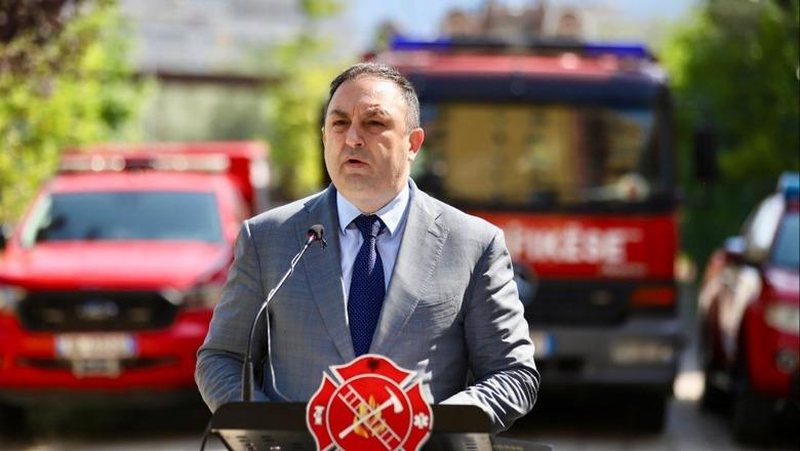 Ministri Hoxha: Zjarrvënia e qëllimshme krim, autorët do ndëshkohen