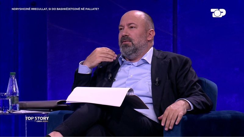 “Lekët e ashensorit, me detyrim ligjor”/ Mazniku shpjegon rregullat e reja: Administratori do të marrë një numër Nipt-i, do të nxjerrë fatura fiskale! 