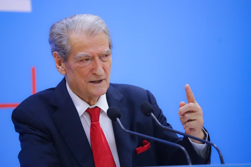 Pas vërtetimit se kanë vjedhur njëri-tjetrin/ Berisha: Hapja e kutive, jo kërkesë e PD, por e kandidatëve