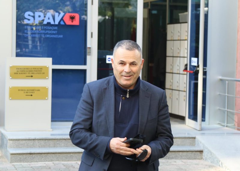I akuzuar nga SPAK për fshehje pasurie, shtyhet gjyqi ndaj Asllan Dogjanit! Shkak, angazhimi i deputetit në procesin e rinumërimit të votave