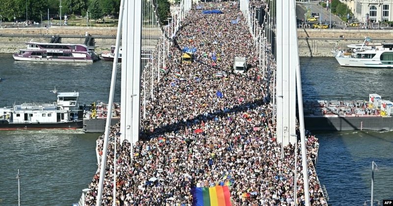 Viktor Orbani akuzon BE-në për orkestrim të Paradës të Krenarisë në Budapest