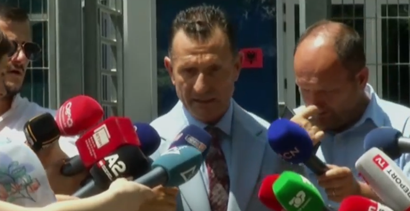 Ish-Presidenti u la pas hekurave, avokati: Unë i fola gjykatës, por… Ilir Meta do të përballet me të gjithë, nuk mposhtet kollaj