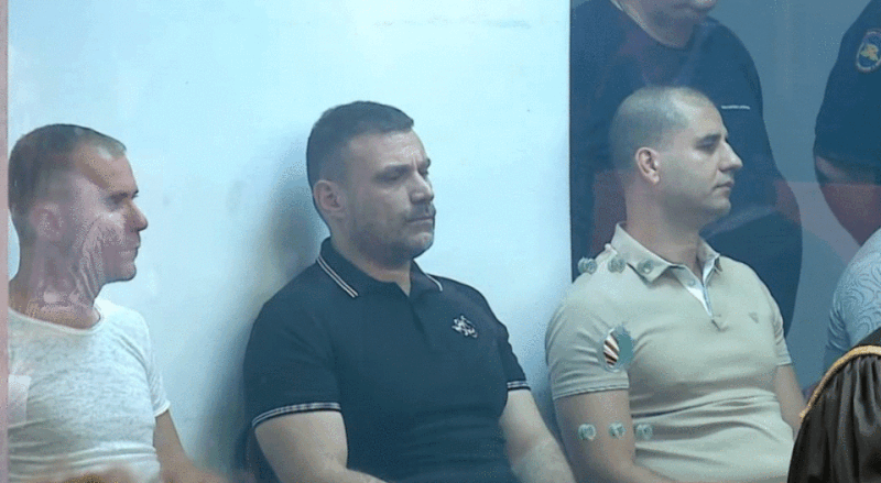 GJKKO kalon për gjykim dosjen për Shullazin, Astrit Avdylin e Leonard Dukën. Planifikuan 6 vrasje, përfshi Ervis Martinajn, Durim Bamin e Arben Ndokën