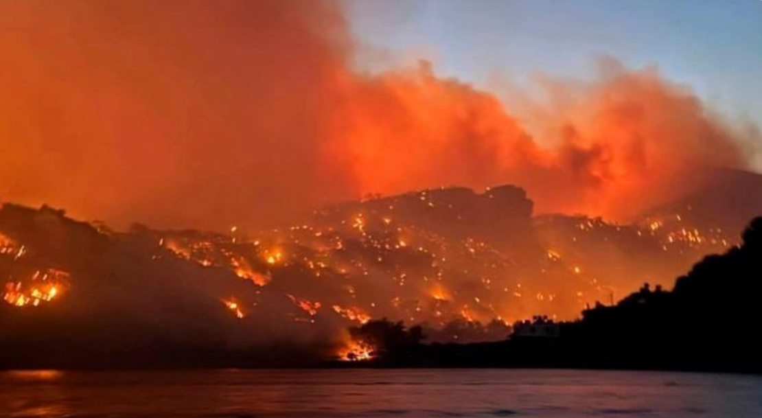 Greqi/ Kreta në flakë, beteja në tre fronte! Evakuohen hotelet dhe shtëpitë e pushimit! Raportohet për banesa të djegura