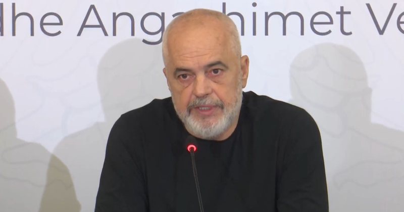 “Sezoni turistik nxori në pah dobësitë e pushtetit vendor!”- Zaptimi i hapësirave publike, Rama: Në Vlorë kryetari dhe struktura i ka sytë gjysmë mbyllur