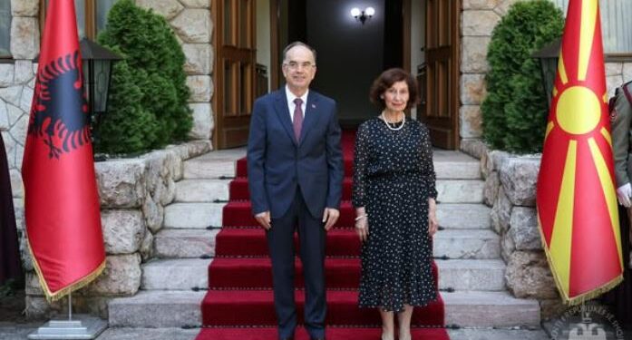 Presidenti Begaj në Ohër: Faktori shqiptar në RMV, urë lidhëse dhe garanci për progresin e marrëdhënieve