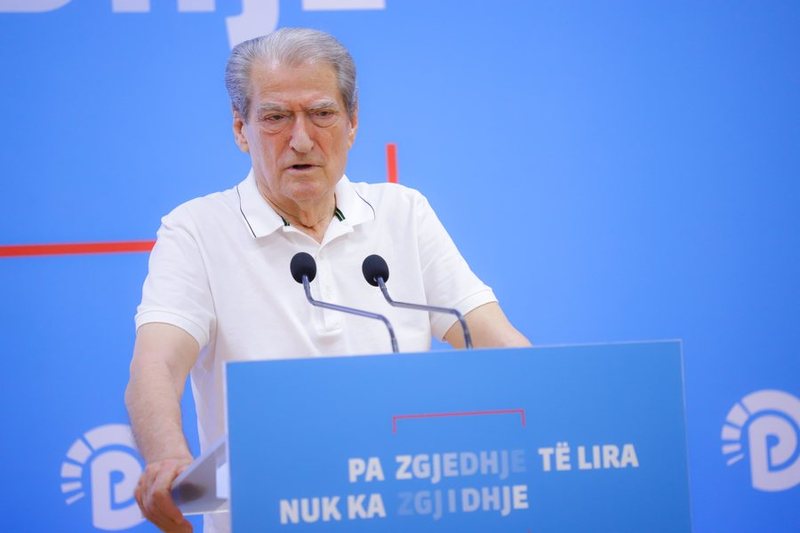 Berisha: Dënoj me forcën më të madhe krimin shtetëror ndaj banorëve të Thethit