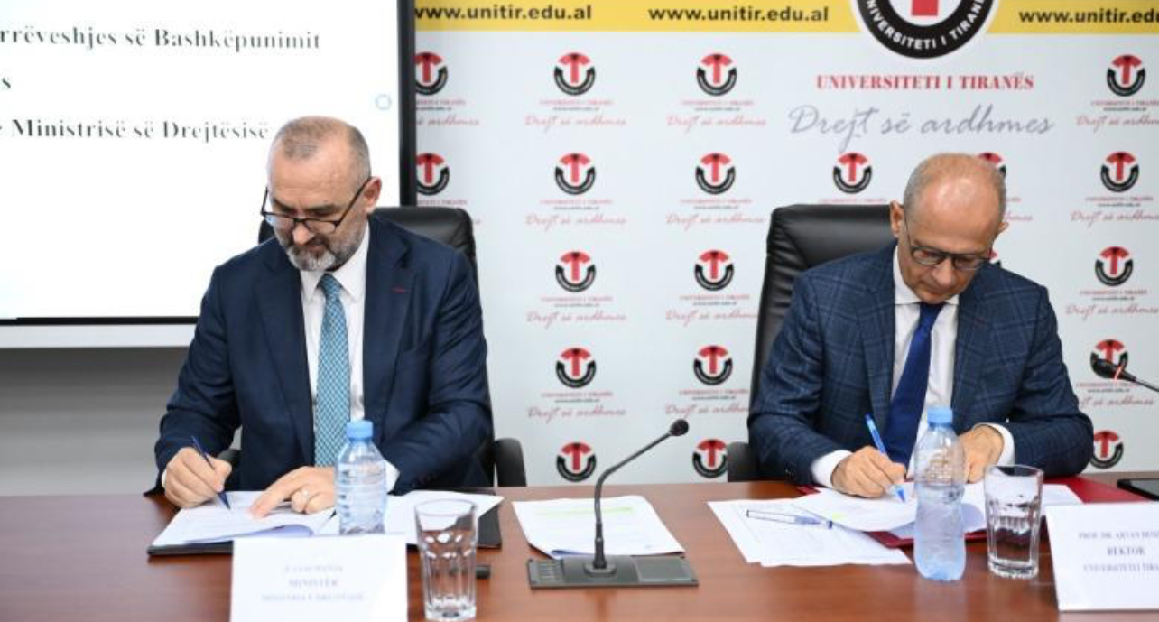Ministria e Drejtësisë nënshkruan marrëveshje me Universitetin e Tiranës për trajnimin e përkthyesve zyrtarë! Manja: Ecim më të vendosur drejt Europës