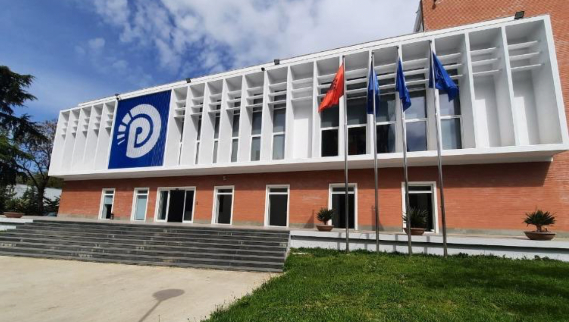 Ndryshimet që priten në Kryesinë e PD, emrat që “ikin” nga strukturat drejtuese pas humbjes së ’11 Majit’
