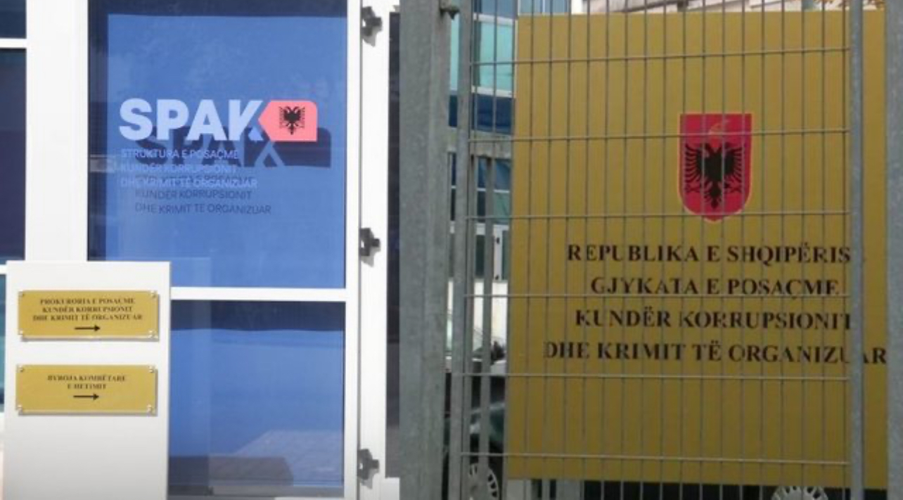 “Para cash në zyrë s’kam mbajtur!” Dosja 5D/ Dëshmon ekonomistja: Kam dërguar informacion financiar me urdhër të administratorit