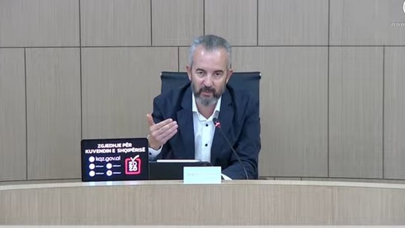 KQZ shpërndan zyrtarisht mandatet për qarqet Fier, Elbasan dhe Durrës! Në Parlament futet Zegjine Çaushi! Rrëzohet kërkesa e Andia Ullirit, nuk bëhet pjesë e Kuvendit