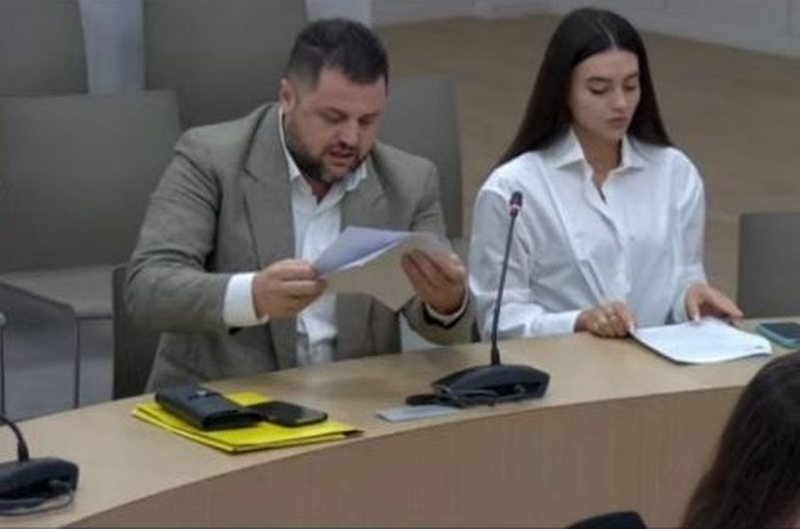 Andia Ulliri humb edhe në KAS betejën për të marrë mandatin e deputetes, Arjan Ndoja shkon në Parlament