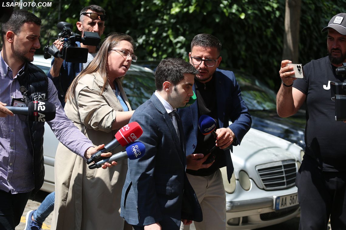 Dosja qesharake për Jonaid Myzyrin dhe pezullimi i sforcuar. SPAK intrigë për kreun e ri të KPK? Rama propozoi Myzyrin për një tjetër mandat, qeveria do i kërkojë ILD-së të marrë masa ndaj magjistratëve abuzues
