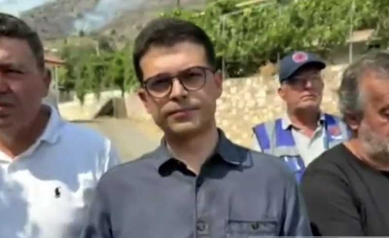 Ministri Vengu për zjarret: Rreziku në Finiq i shmangur për momentin, vatra më e rrezikshme po bëhet një tjetër