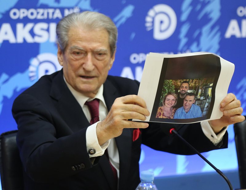 Berisha vijon sulmet ndaj kreut të SPAK, Altin Dumani