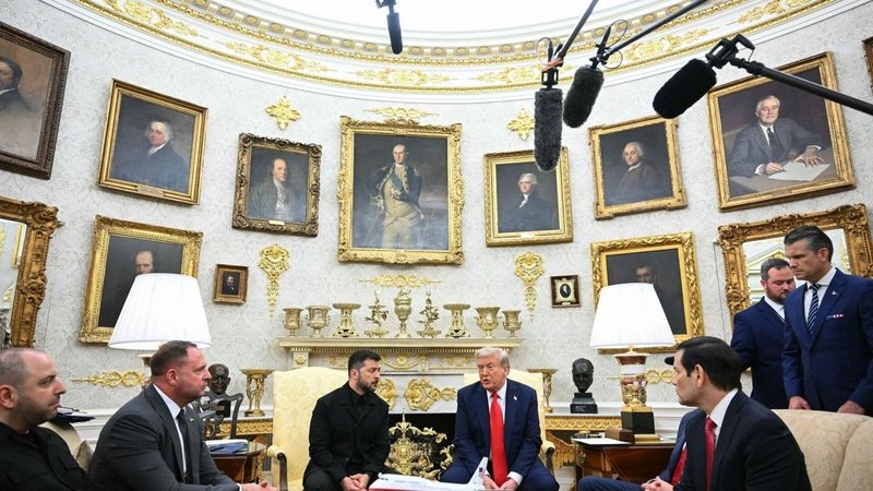 “Dukesh shumë mirë me këtë kostum” – Trump për Zelenskyn: Kështu mendoj dhe unë, ia thashë