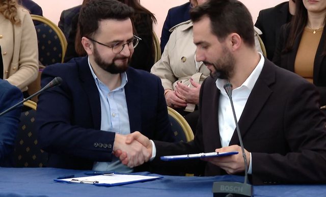 Merr fund saga e zgjedhjeve! Adriatik Lapaj i thotë lamtumirë mandatit, zbardhet vendimi i KAS