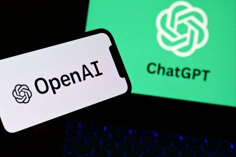Adoleshenti i mori jetën vetes, prindërit e tij padisin krijuesin e ChatGPT-së: Platforma e nxiti drejt këtij akti!