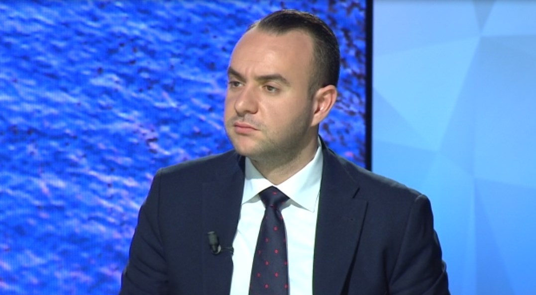 “Gjergj Luca, ortaku i një trafikanti të arrestuar”/ Balliu: Po më kërcënon me gjyq