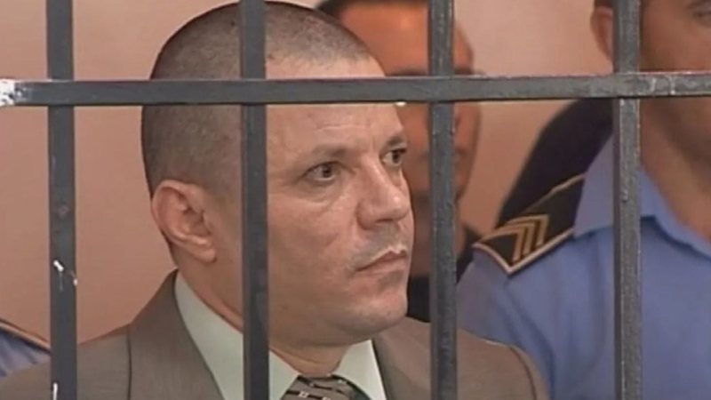 Marrja e azilit në Angli/ Ushtari i Aldo Bares tjetër ping pong ligjor! Ish-ministri konservator: Po luan me sistemin tonë
