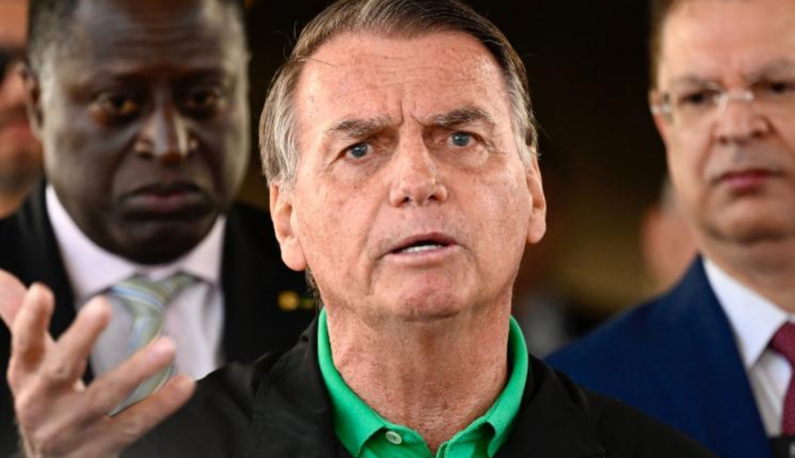 Arrestohet ish-Presidenti i Brazilit, Jair Bolsonaro, gjykata i cakton arrest shtëpie