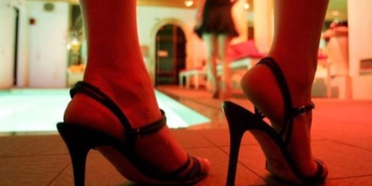 ‘Fole’ prostitucioni në Vlorë, procedohen katër kineze, në kërkim një tjetër