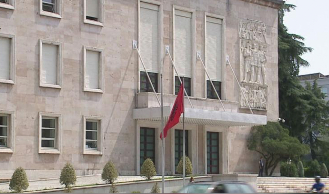 Drafti/ Propozohet organizimi i ri, institucionet e varësisë do bashkohen me agjencitë autonome
