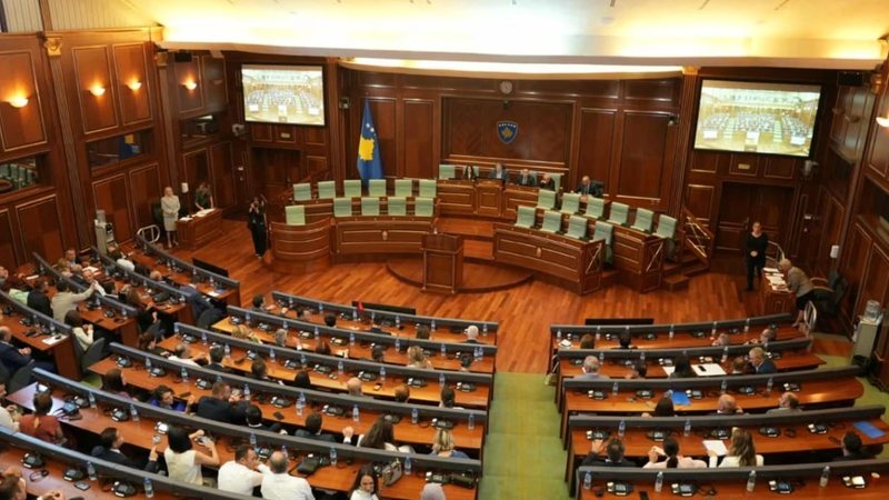 Konstituimi i Kuvendit të Kosovës/ LVV propozon Donika Gërvallën pas Haxhiut, nuk siguron votat, seanca e radhës 22 gusht
